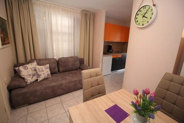 Ara-Ara Apartment บัชกา ภายนอก รูปภาพ